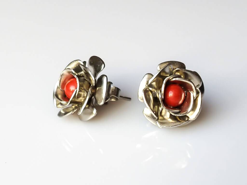 Náušnice jaspis červený puzety s kytičkou * Red Jasper flower stud earrings