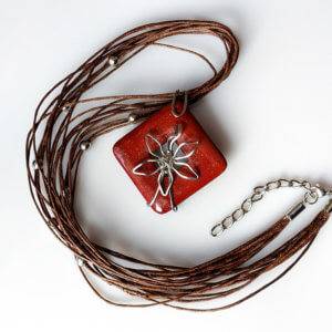 Náhrdelník s přívěskem mookait * Mookaite pendant necklace