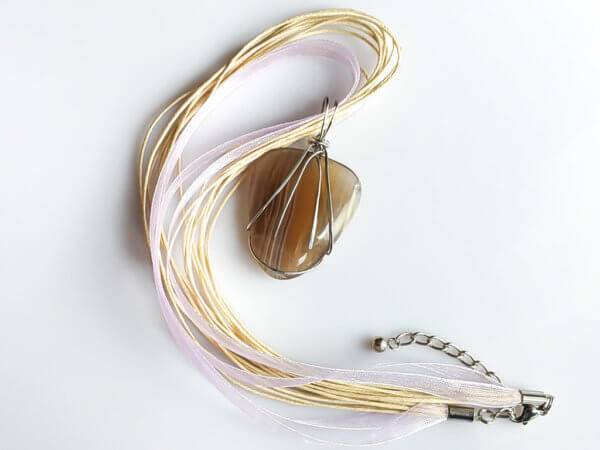 Náhrdelník s přívěskem fluorit * Fluorite pendant necklace