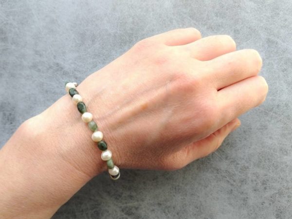 Náramek smaragd-bíle perly * Bracelet from Emerald and White Pearls