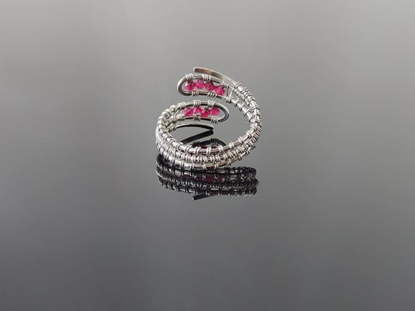 Prsten s rubínem z chirurgické oceli * Ruby ring from surgical steel