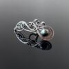 Stříbrná záušnice s tmavou říční perlou * Silver Ear cuff with dark Freshwater pearl
